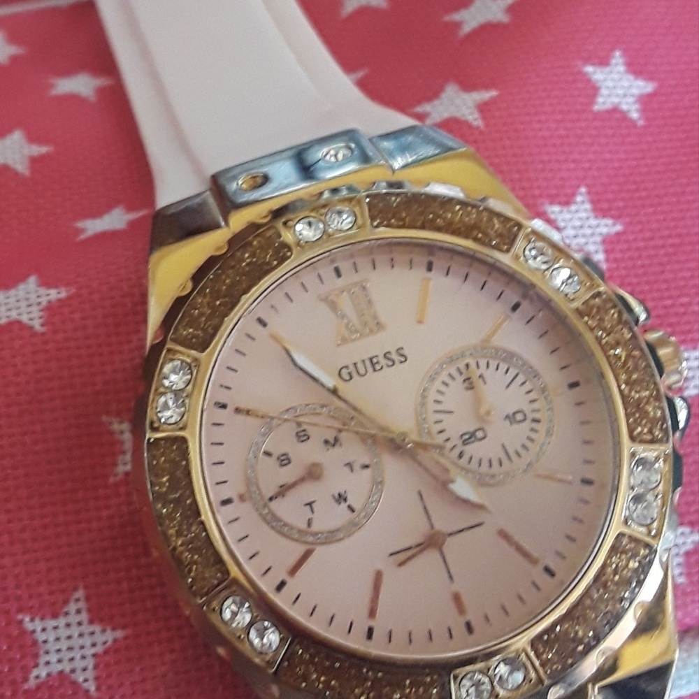 Guess watch